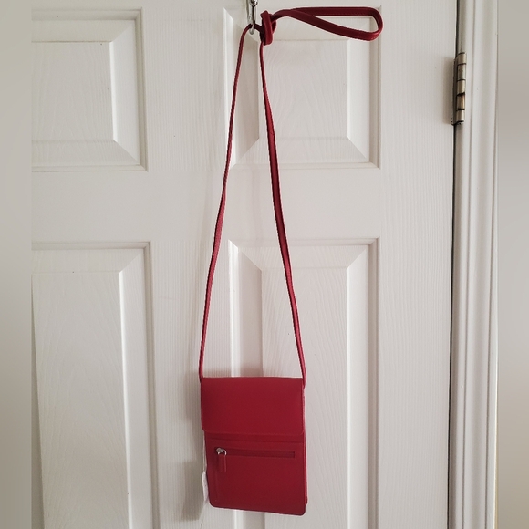 NWT ILI New York Red Leather Crossbody Bag Organizer on a string - Picture 2 of 12